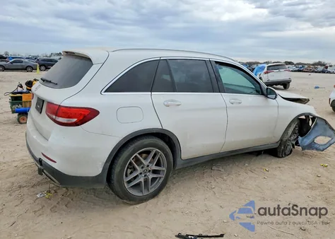 2019 Mercedes-Benz Glc 300 from USA, damaged, VIN WDC0G4JB1KV127553